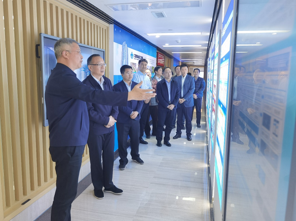 深化务实合作 共筑能源高地——中煤科工集团和中煤西北能源公司领导考察西安研究院鄂尔多斯事业部侧记